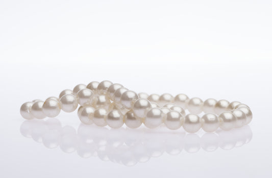 Learn About June Birthstones: Pearl And Alexandrite