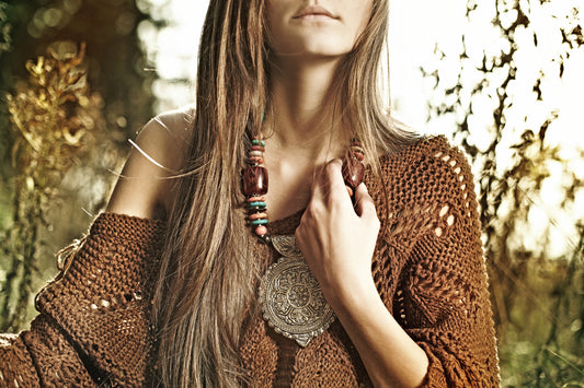 Follow these 4 Fall Jewelry Trends