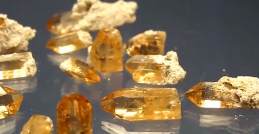Watch Amateur Miner Discover Gem-Quality Topaz!