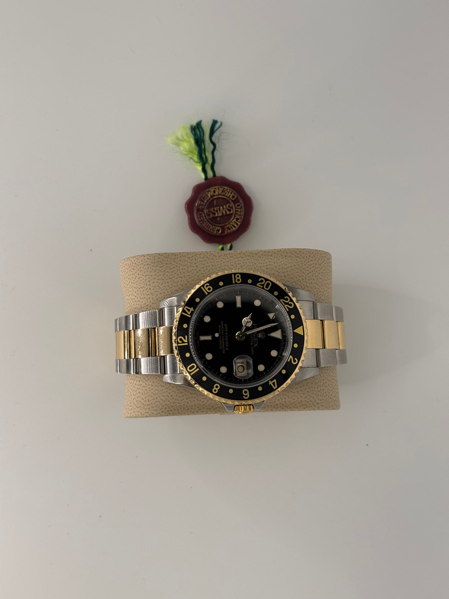PRE-OWNED- Rolex Oyster Perpetual Date GMT MASTER II